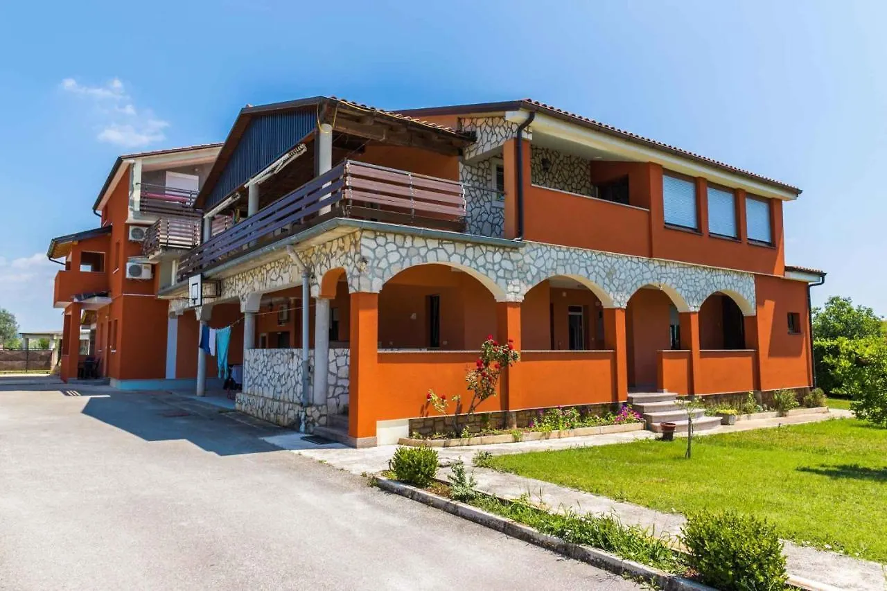 Apartment in Pula/Istrien 11168 Kroatien