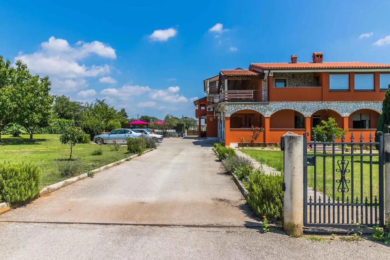 Apartment in Pula/Istrien 11168